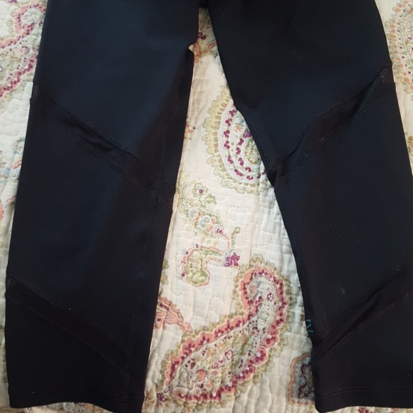 Nancy Rose performance leggings - Picture 4 of 4